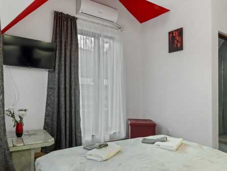 pensiunea podul simonului bran - poze camere